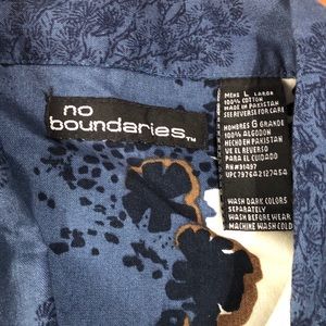 Great looking no boundaries shirt